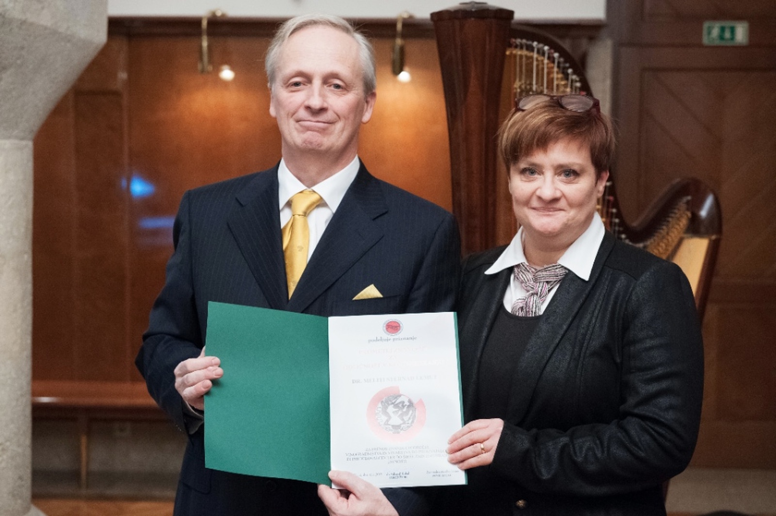 The Award “The Prometheus of Science for Excellence in Communication for 2014” was received by a faculty member of the University of Nova Gorica