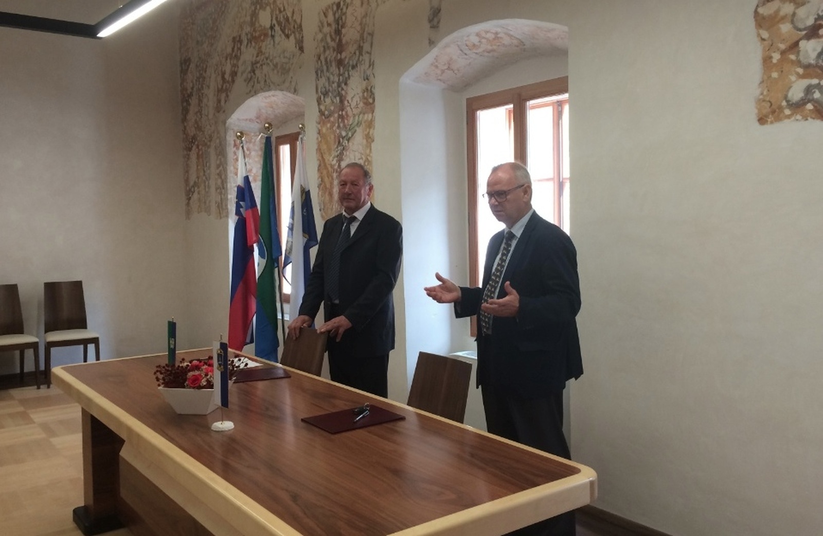 University of Nova Gorica signs annex to long-term agreement on lease and use of the Lanthieri Mansion premises in Vipava