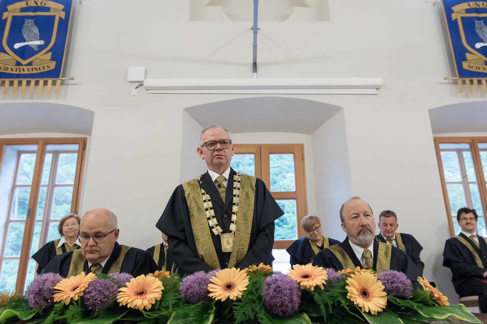 Rektor, prorektorja in dekani Univerze v Novi Gorici. Foto: Miha Godec