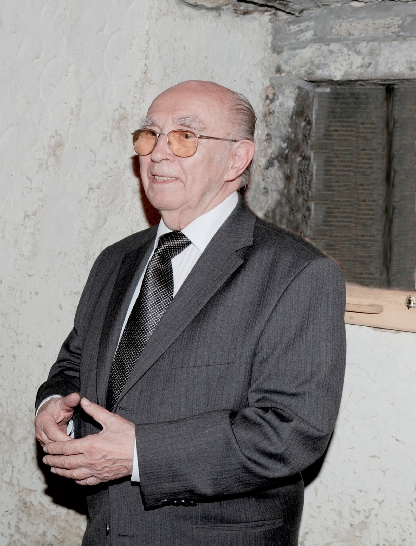 Professor Emeritus dr. Stojan Plesničar - A Celebration of the Grand Jubilee