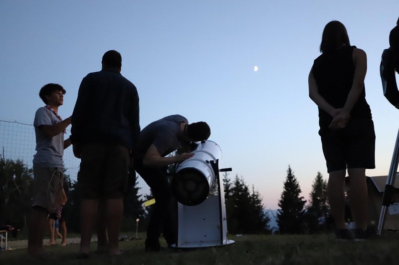 Opazovanje Lune s teleskopom